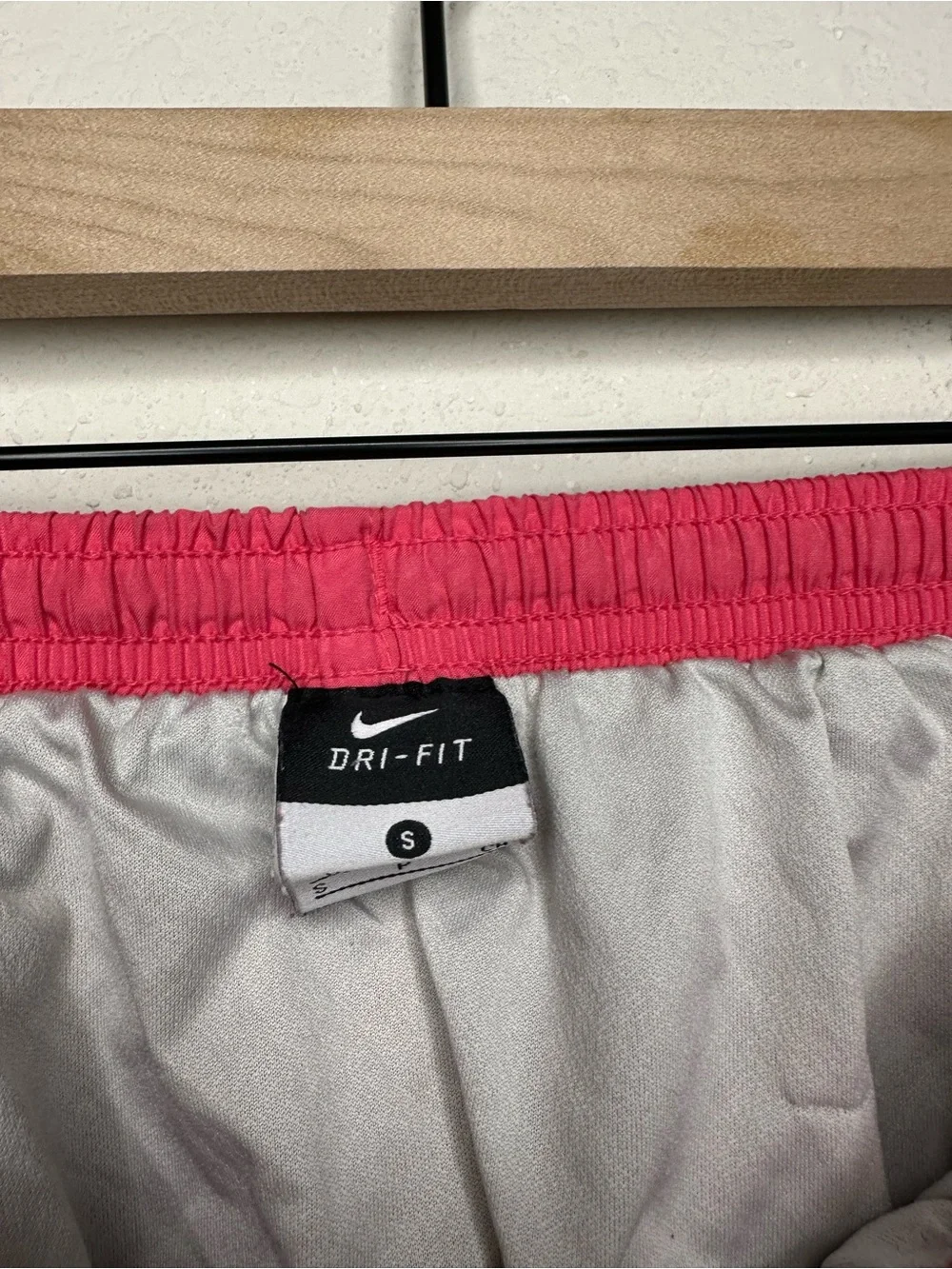 Nike Women’s Dri-FIT Athletic Pink Shorts Size Small